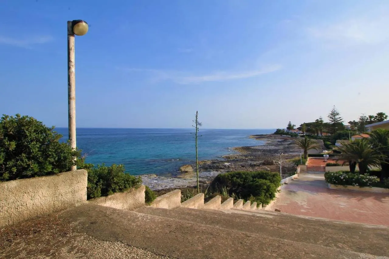Villa Anastasia Fontane Bianche 0*,  Italy